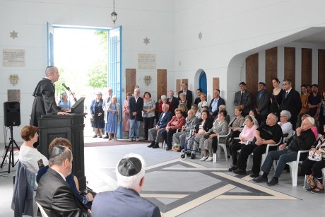 A Fejér megyei zsidóság deportálásának 79. évfordulójára emlékeztek Fehérváron